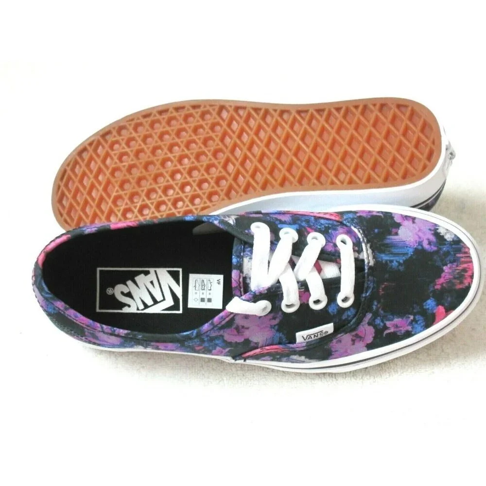 Vans Authentic Women's Warped Floral Canvas Skate Shoes Black True White NWT